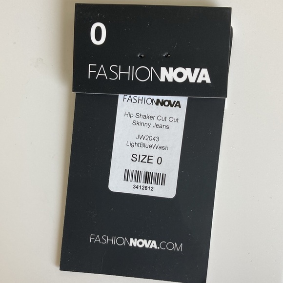 FASHION NOVA High Rise Hip Shaker Cut Out Skinny Jeans XS 0 - Picture 6 of 6